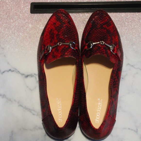 Shoe Dazzle red pleather loafers, 9.5 - Picture 1 of 4